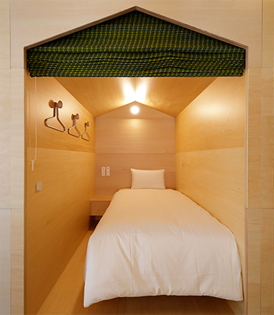 Walk-in Hut